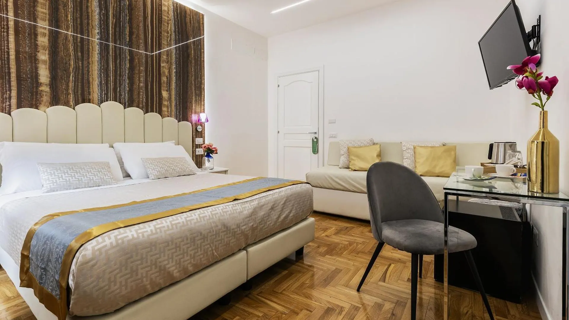 Navona Central Relais Rome 0*,