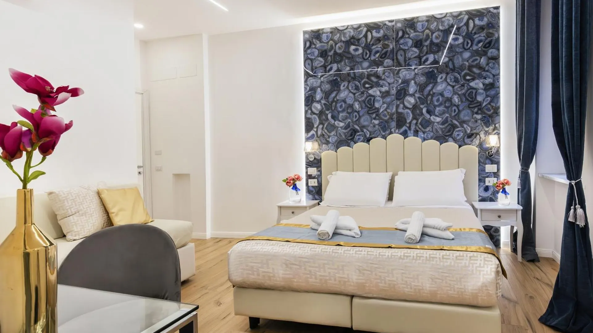 Navona Central Relais Rome Italy