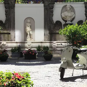 Piazza Bellini & Hotel Naples