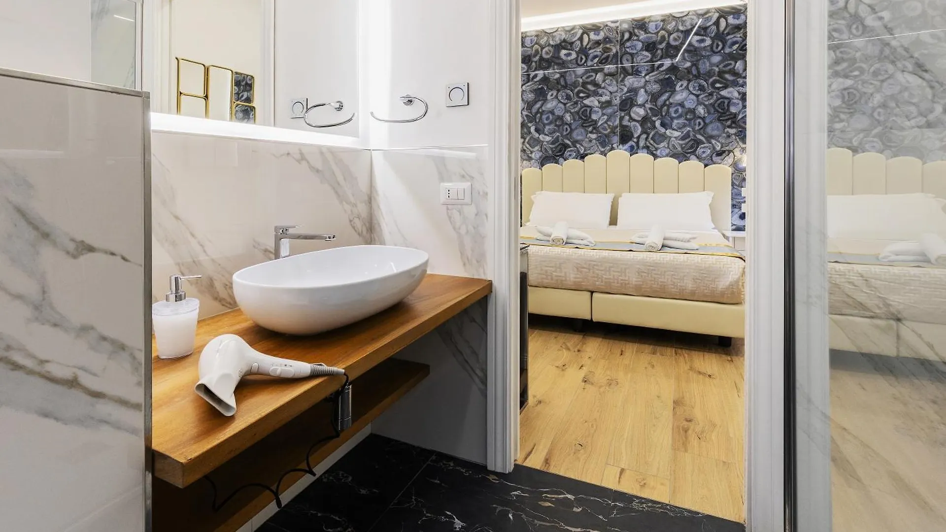 Navona Central Relais Rome